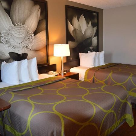 ซูเปอร์ 8 บาย วินด์แฮม เมดิสัน Hotel ภายนอก รูปภาพ